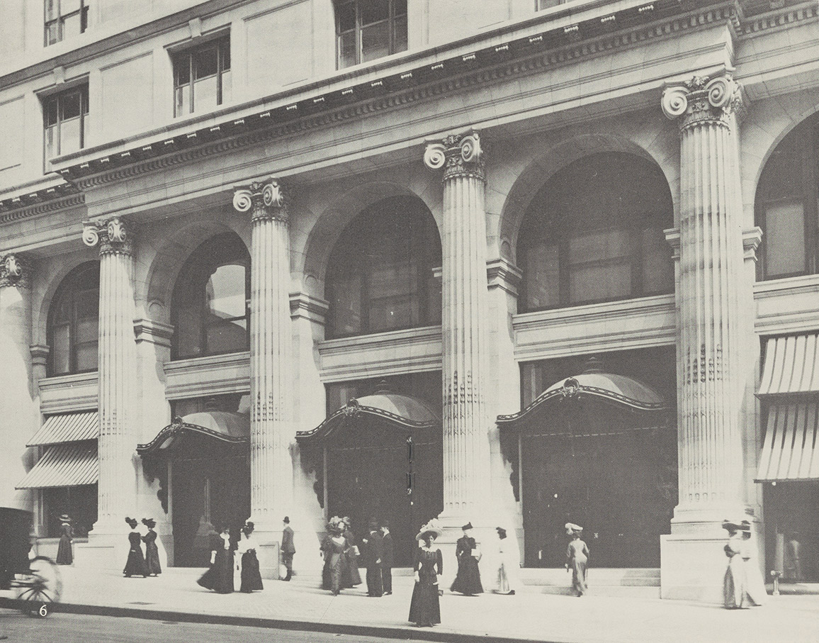 The B. Altman store - a "fashionable, dignified and aesthetically elegant structure" - moved to Fifth Avenue and 34th Street in 1906.