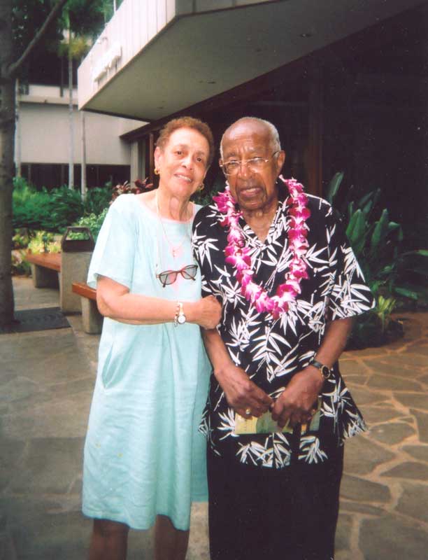 Dr. and Mrs. Dumpson in Hawaii