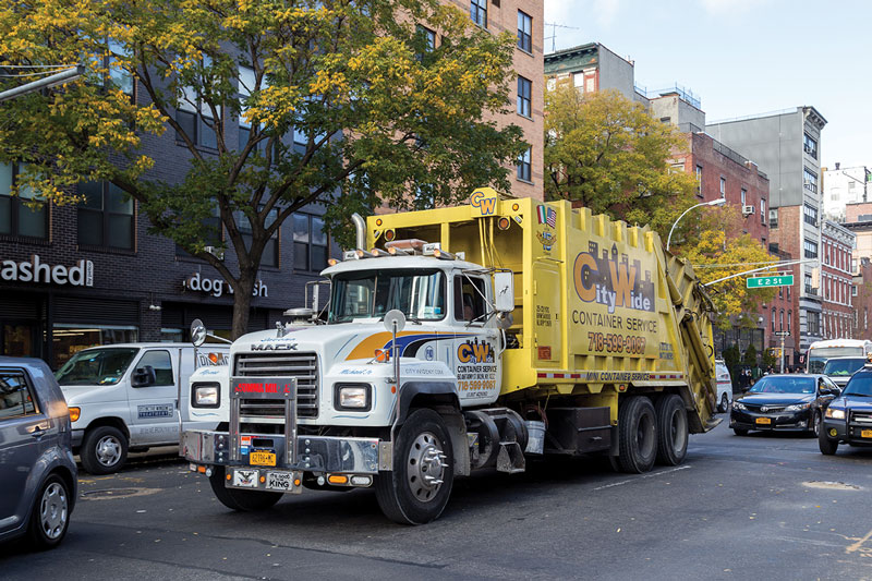 Commercial garbage truck