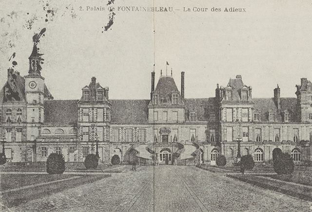The exterior of Palace of Fontainebleau