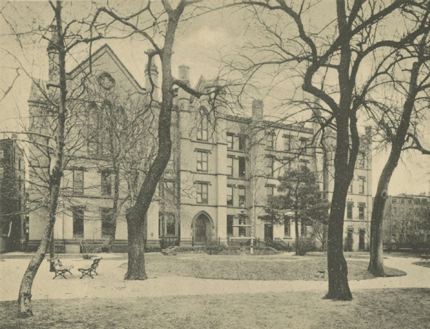 A winter exterior of the Pratt Hall at Packer Collegiate Institute. Photo credit: packer.brooklynhistory.org